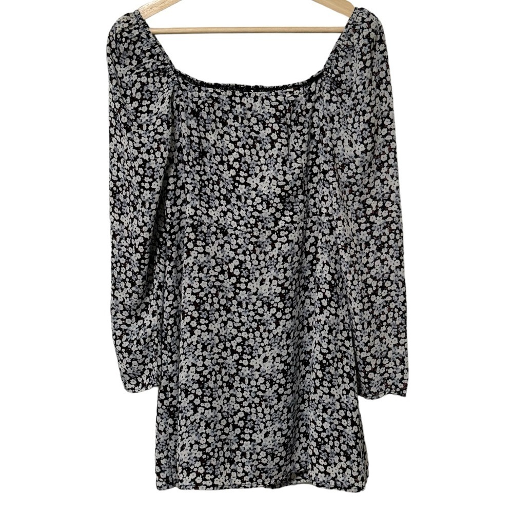 NWT A&E Smocked Floral Bodycon Mini Dress Small